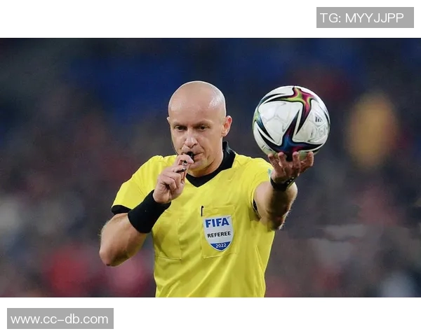 前裁判称主裁判决准确利马手球不构成点球判罚合理性分析